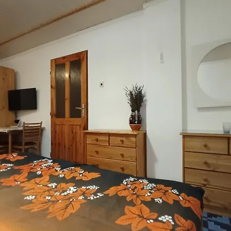 A Domcek Pod Krivanom Vychodna